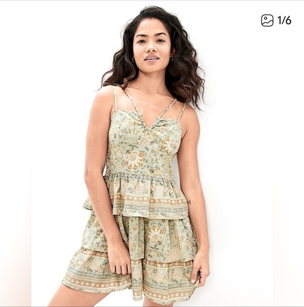 American Eagle Outfitters Green Floral Tiered Mini Dress Size M